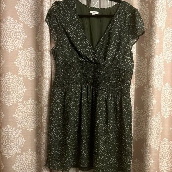 Nordstrom BP Olive Green Print V-Neck Mini Dress Smocked Waist Cap Sleeve- xl - Picture 1 of 5